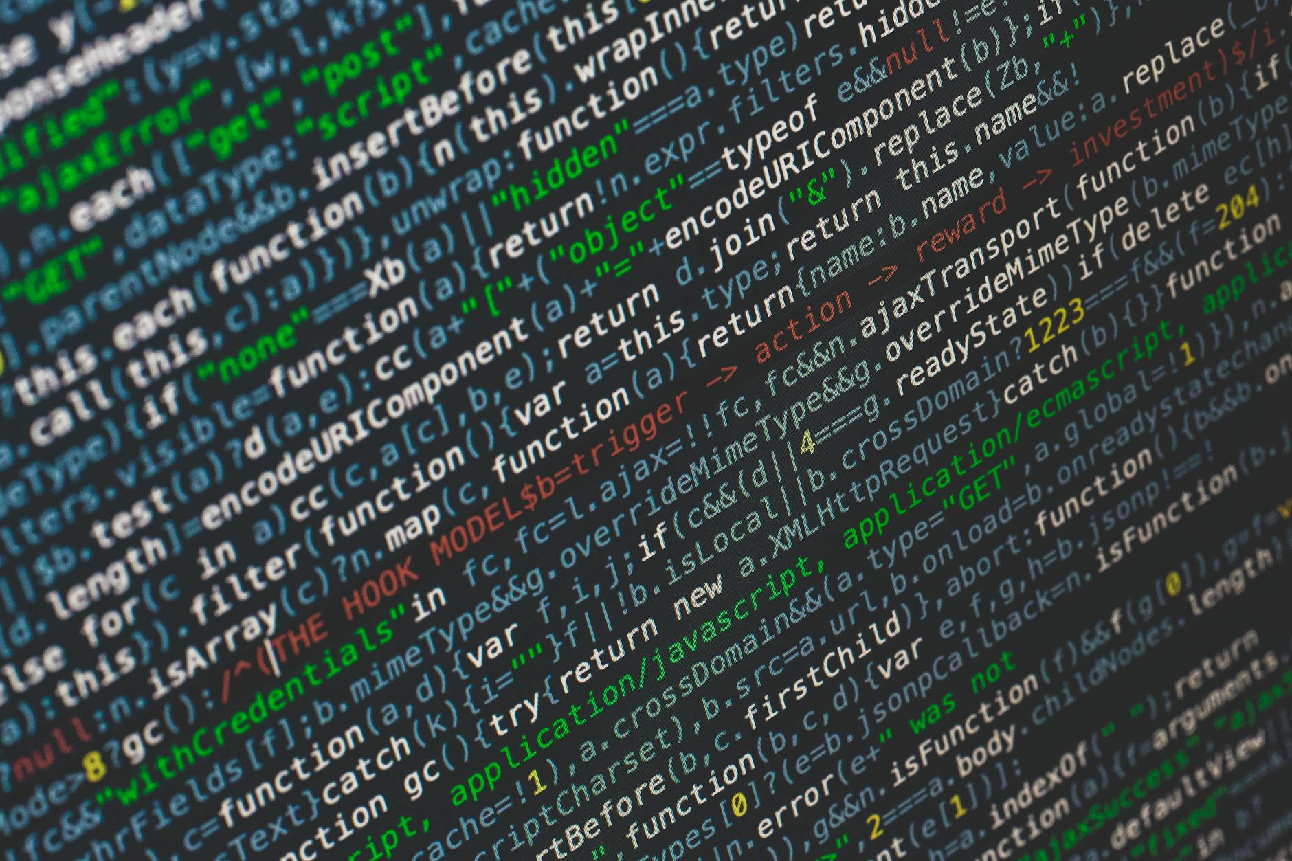 Automatyczny spieniacz kaprysi: uszczelki, wężyki i szybka kontrola Zbliżenie kolorowego kodu programistycznego na ekranie monitora